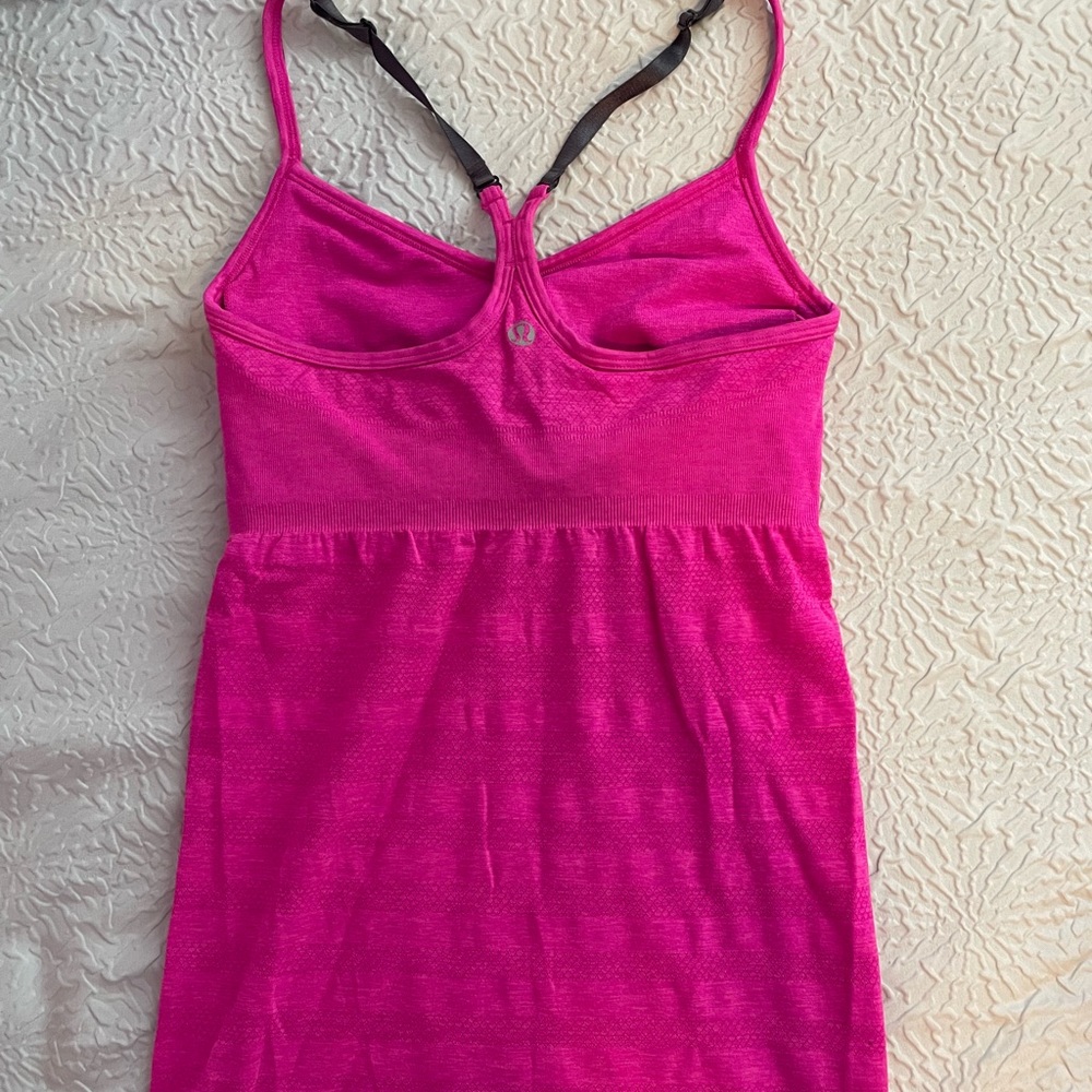 Lululemon tank top